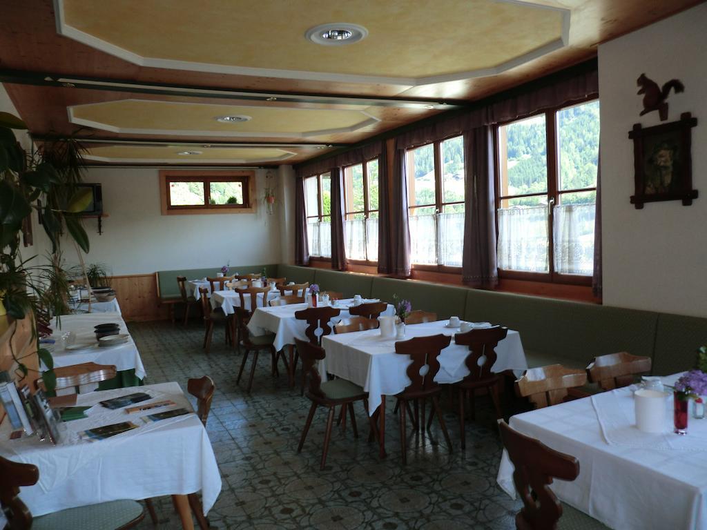 Weisses Roessl Werfen Hotel Ngoại thất bức ảnh